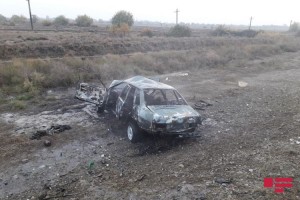 Gəncədə avtomobil yanıb