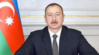Dövlət başçısı: "Onlar əks-hücumu dayandırmaq üçün alçaq hərəkətlərə əl atırlar" 