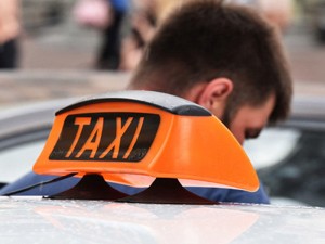 Bakıdakı taksi şirkətinin naviqasiya proqramında Ermənistan xəritəsi