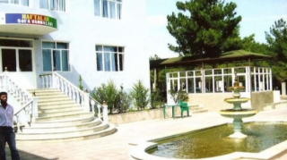 Azərbaycanda iş adamı özünü avtomobilində GÜLLƏLƏDİ - TƏFƏRRÜAT 