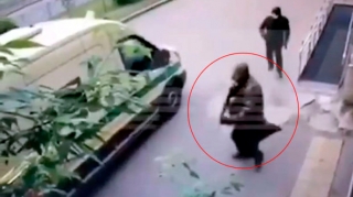 Bank inkassatorlarına silahlı basqının görüntüləri yayıldı - ANBAAN VİDEO 