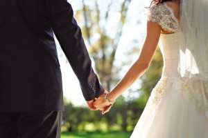 20 yaşlı bəy öz toyunda ağır xəsarət alıb - Bakıda