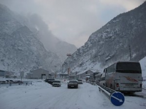 Gürcüstan-Rusiya magistral yolu yenidən bağlanıb
