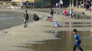  Türkiyədə dəniz sahildən 50 metr  uzaqlaşdı  - FOTO