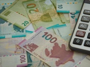 14 min manat saxta pulu 3700 manata satmaq istəyi: Dələduz fəhlələrdən xəbər var