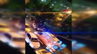 İstanbulda azərbaycanlı sürücü yolun ortasında güllələndi - VİDEO