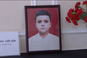 67 saylı məktəbdə ölüm hadisəsi: 2-ci sinif şagirdi öldü - VİDEO