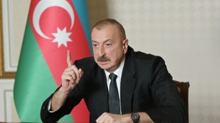 "İttiham etmək istəyən getsin, ilk növbədə, güzgüyə baxsın" 