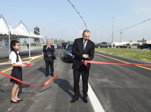 Prezident keçidin və yol qovşağının açılışında iştirak edib - FOTO