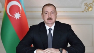 Президент Ильхам Алиев сделал публикацию по случаю Дня Конституции  - ФОТО