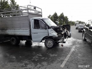 Bərdədə yol qəzasında xəsarət alan iki nəfər Bakıda xəstəxanada ölüb