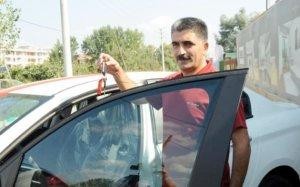 Dolları lirəyə çevirib ev alana maşın hədiyyə edildi