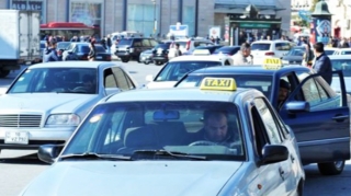 Taksi operatorluğu üçün icazə alanların sayı açıqlandı