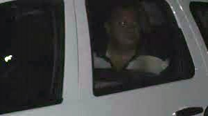 Tibb mərkəzinin sahibi azərbaycanlı həyat yoldaşını tapança ilə vurdu - VİDEO