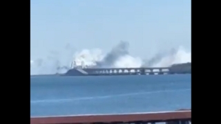 Krım körpüsündə daha 8 partlayış olub  - VİDEO - YENİLƏNİB