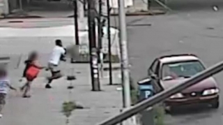 ABŞ-da uğursuz uşaq qaçırma cəhdi gündəm oldu  - VİDEO