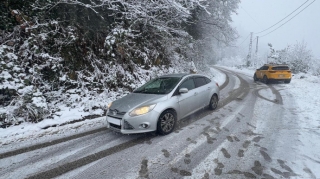 Türkiyədə 233 kəndlə nəqliyyat əlaqəsi kəsildi 