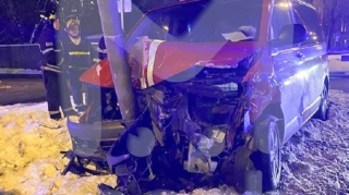 Moskvanın rəisi yanğın baş verən otelə gedərkən qəzaya düşdü - FOTO 