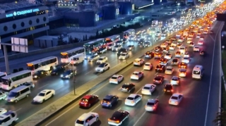 Paytaxtın 16 küçəsində tıxac var - SİYAHI 