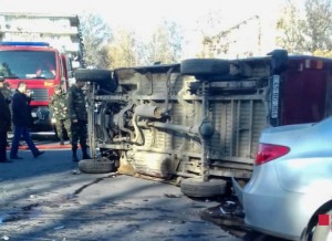 Mingəçevirdə mikroavtobus aşdı: Yaralılar var - FOTO