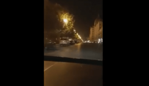 Qış parkı ətrafında "gecə qara, cücə qara": " parkinqin üstündə saxlanan maşınlar - VIDEO