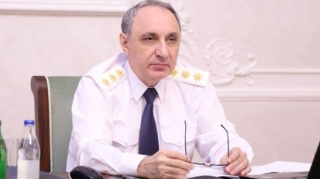 Baş prokuror onlara yenidən etimad etdi 