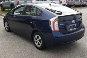 "Xaricdən gətirilən işlənmiş hibrid maşınları sahiblərinə problem yaradacaq"  - Elməddin Muradlı 