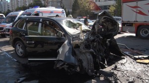 “Porsche” trolleybusula toqquşdu: 1 ölü, 18 yaralı - VİDEO
