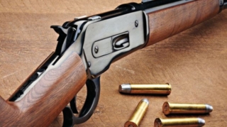 Polis qonşusunu topuğundan vurdu– Bərdədə 