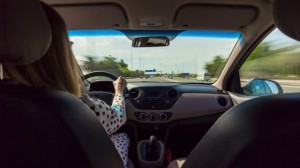 Gözdən əlil qadın 67 manata “prava” aldı