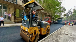 В Баку ремонтируется улица Талата Шыхалиева  - ВИДЕО