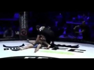 Erməni “döyüşçü” türk rəqibini boğub öldürmək istədi - ANBAAN GÖRÜNTÜLƏR