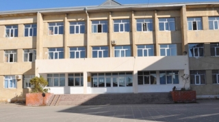 Еще одну школу в Баку закрыли из-за COVID-19