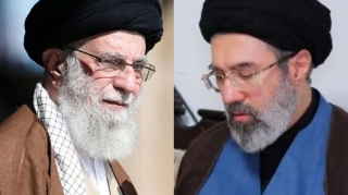 Xameneinin oğlu İranın yeni lideri seçildi 