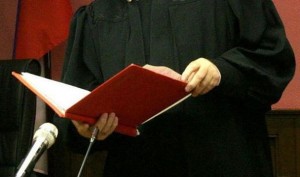 Rza Rzayev və bacısı oğlunun məhkəməsi başlayıb