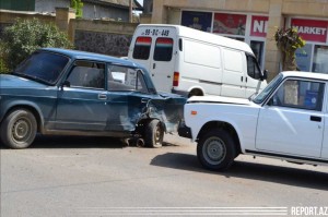 Cəlilabadda iki “07” və “Lada” toqquşdu; avtomobillərə ziyan dəydi - FOTO
