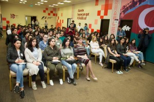 Şəxsi inkişaf görüşləri davam edir - FOTO