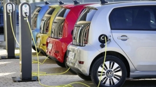 Азербайджан увеличил импорт электромобилей более чем вдвое
