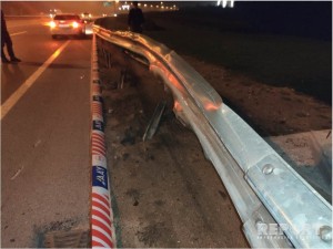 Bakıda sürücü idarəetməni itirərək qəza törədib - FOTO