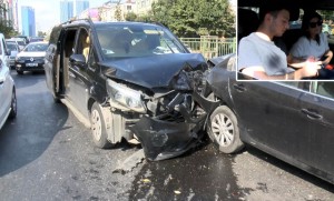Sibel Can yol qəzasına düşüb: 3 yaralı - FOTO