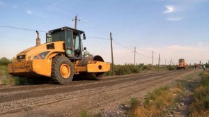 Ucarda 35 min sakinin istifadə etdiyi yol yenidən qurulur