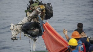 İndoneziyada baş vermiş təyyarə qəzasının ilkin səbəbləri açıqlanıb