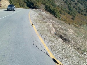 Ağsu aşırımında sürüşmə yenidən aktivləşib, ərazidə uçqun olub