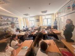 Bakının bu məktəblərində “Diqqət, uşaqlar!” aylığı keçirildi - FOTOSESSİYA 