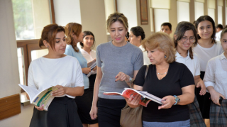Müəllimlərin NƏZƏRİNƏ: Növbəti vakansiya seçimi mərhələsinə başlanılır 