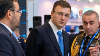 Müdafiə nazirinin ən gənc müavini KİMDİR? 