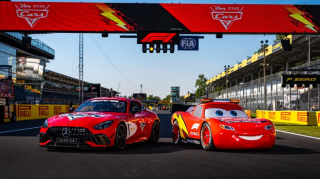 "Şimşək Makkuin" "Formula-1" trasına çıxacaq 
