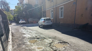 В Сумгайыте улица вблизи исполнительной власти находится в плачевном состоянии - ФОТО  