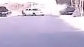 Binədə üç avtomobilin toqquşmasının ANBAAN VİDEOSU 