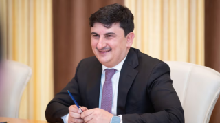 Vüqar Behbudov onu işdən AZAD ETDİ - FOTO 